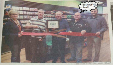 pres photo of ribbon cutting ceremony for another game start store